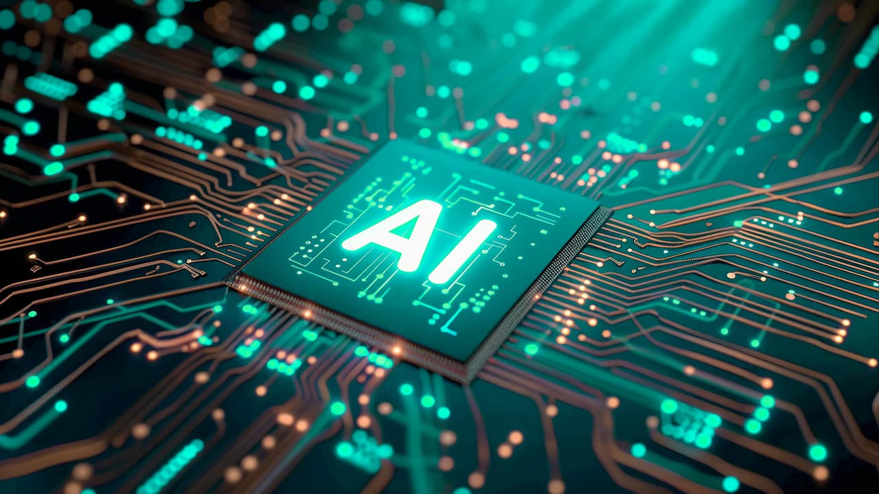 Circuit board close-up with an illuminated AI chip, symbolising artificial intelligence in web design
